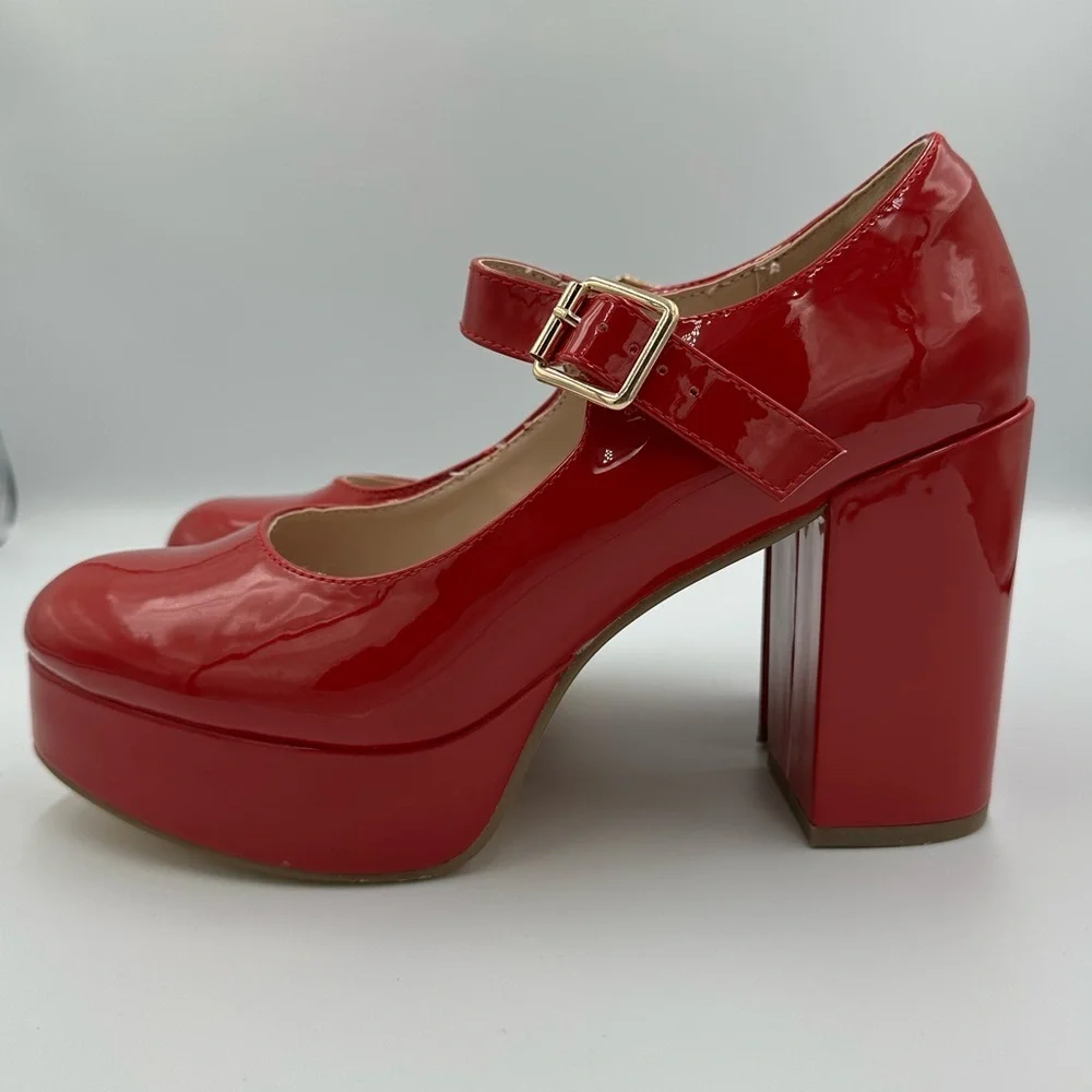 Fireside Red Patent Mary Jane Platform Heels Size 8.5